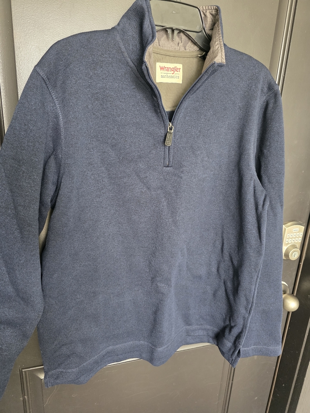 Wrangler 1/4 Zip Pullover Men’s Sz M Blue Fleece Sweatshirt Henley Casual NWT - Picture 9 of 10